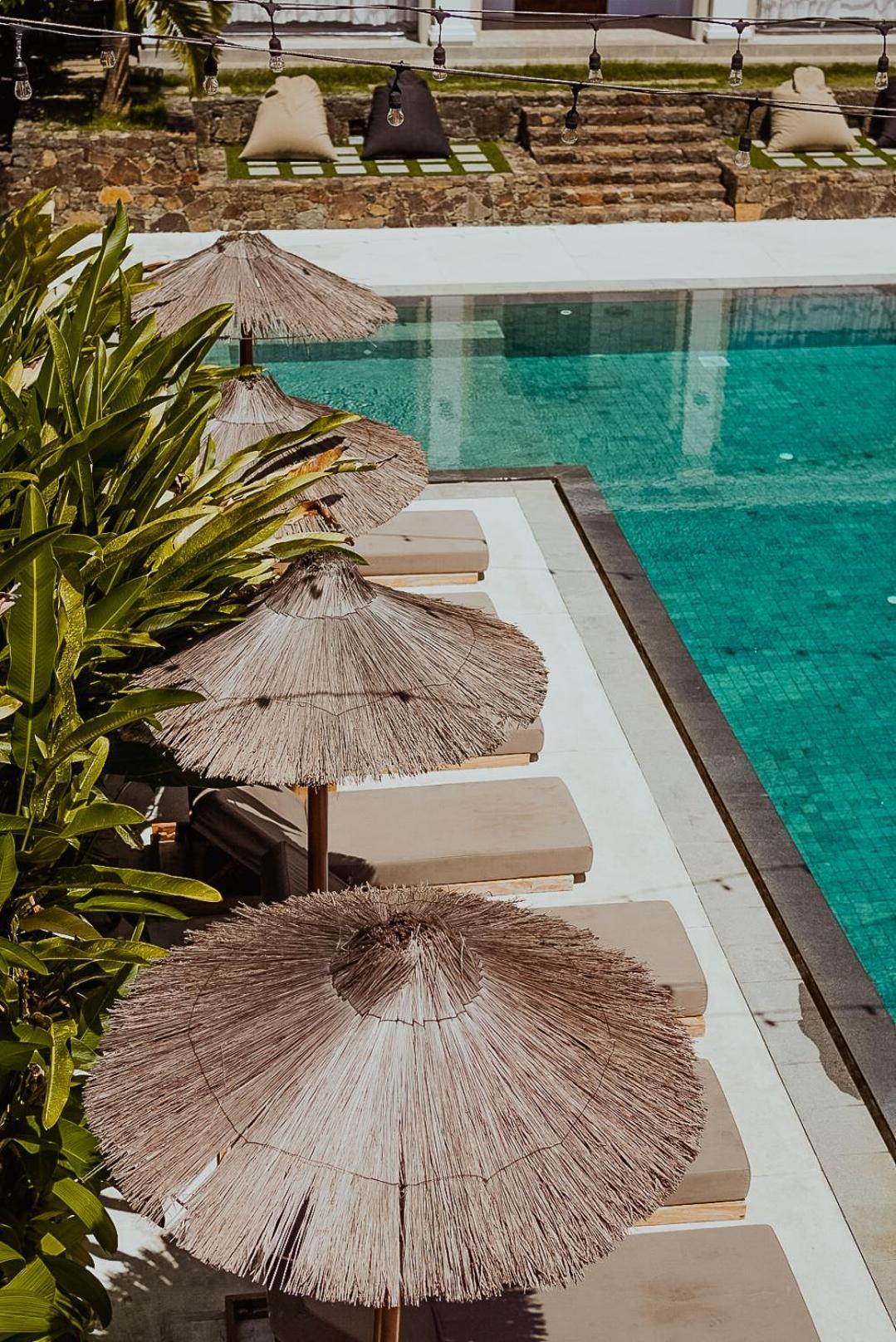 The Salty Pelican Yoga & Surf Retreat Диквелла Экстерьер фото
